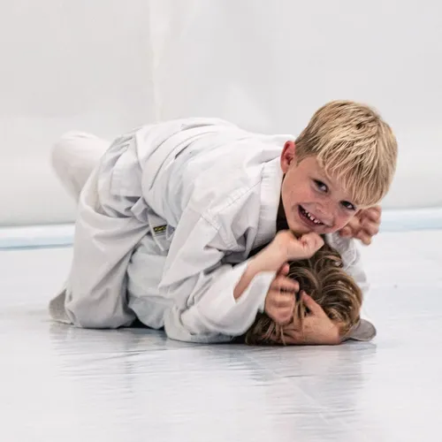 Bilder unserer Kinder beim BJJ-Training